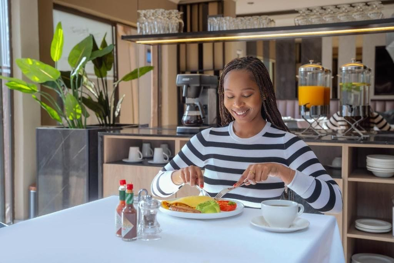 Dining 4, Q's Boutique Stay, Gert Sibande