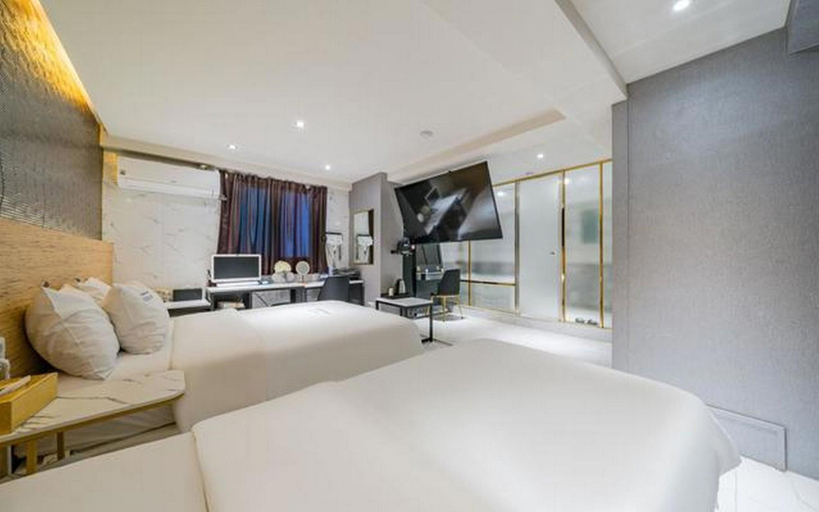 Bedroom 4, Jamsil Wol, Songpa