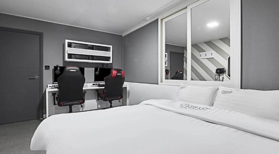 Bedroom 3, Gildong Orient, Gangdong
