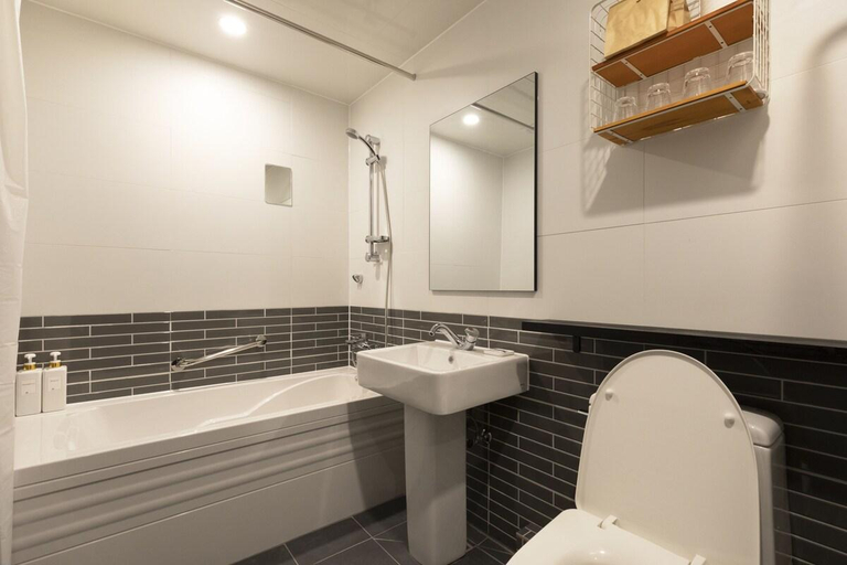 Bathroom 5, Hotel First Stay Myeongdong, Jung