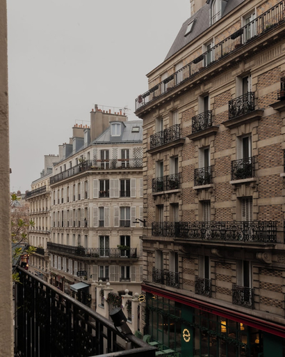 Exterior & Views 2, Hoy Paris - Home of YOGA, Paris