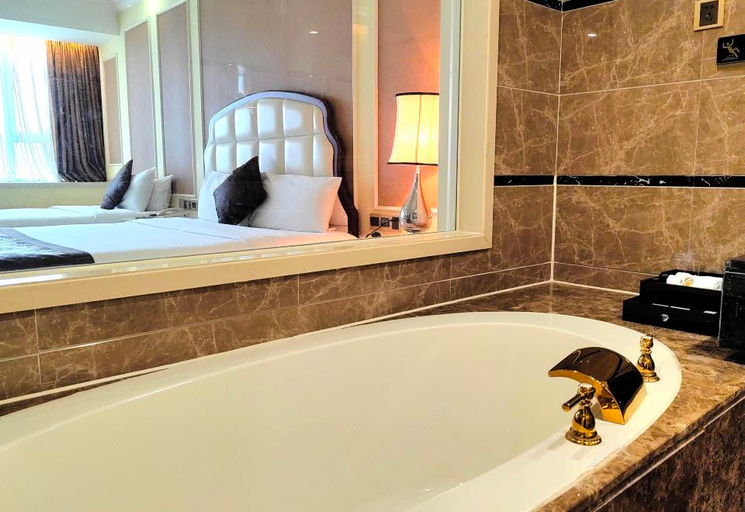 Bathroom 3, Jinxi International Hotel, Foshan