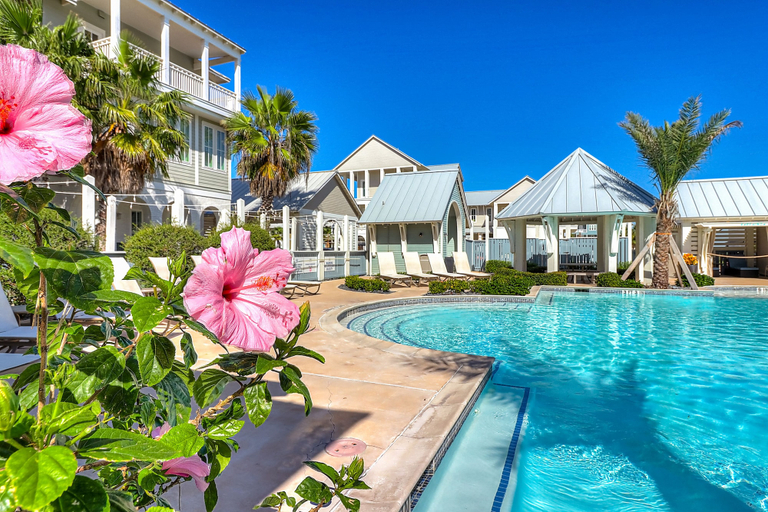 Outdoor pool 4, Palmilla Beach Resort-224 Sunrise Avenue, Nueces
