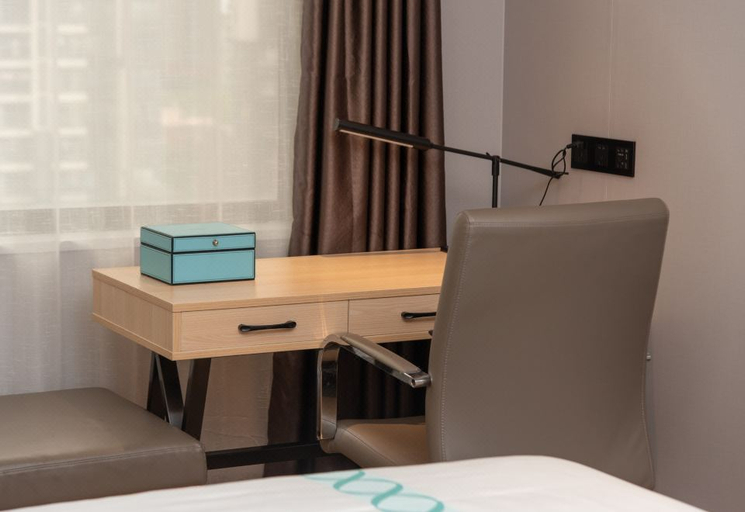 Bedroom 2, Xana Lite Hotel Zhanjiang Haibin Avenue Wanda Plaza Hotel, Zhanjiang