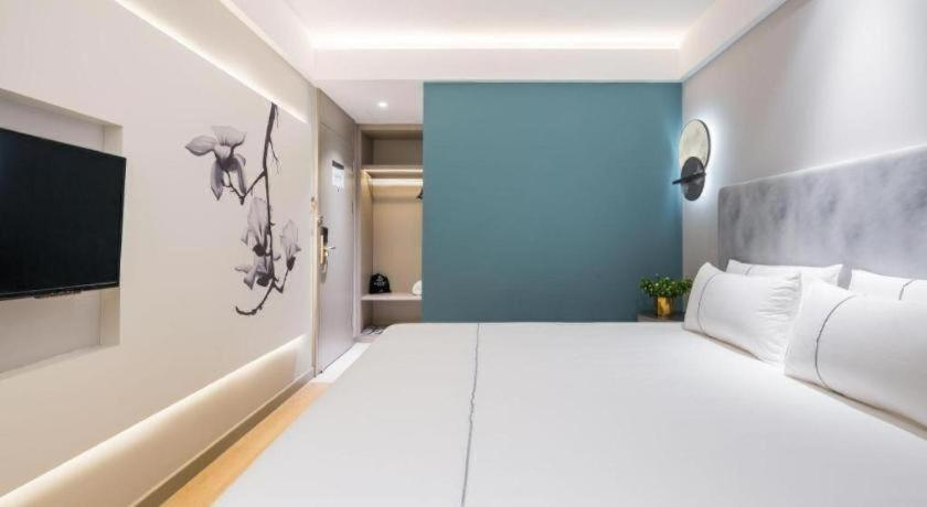 Bedroom 3, Magnotel Shanghai Henglong Plaza, Shanghai