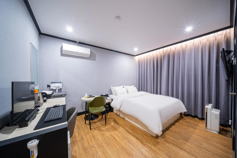 Bedroom 2, Seongnam Self Check in Hotel PC, Seongnam