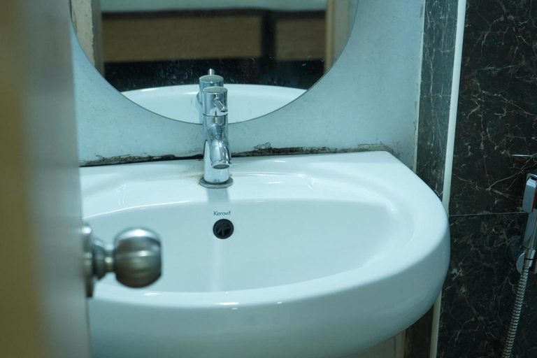Bathroom 4, I5 boutique Hotel, Chennai