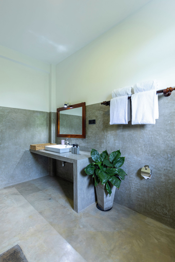 Bathroom 5, Hanthana House, K.F.G. & G. Korale