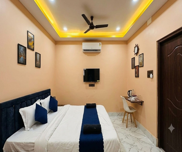 Room 2, Deluxe Hotel The Knight, Haora