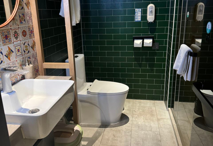 Bathroom 3, TRUE GO Hotel (Beijing Summer Palace), Beijing