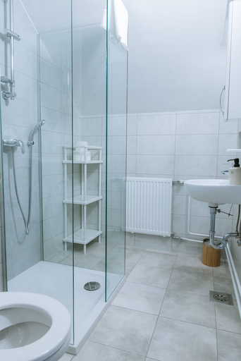 Bathroom 3, Aparthotel Triglav, Bohinj