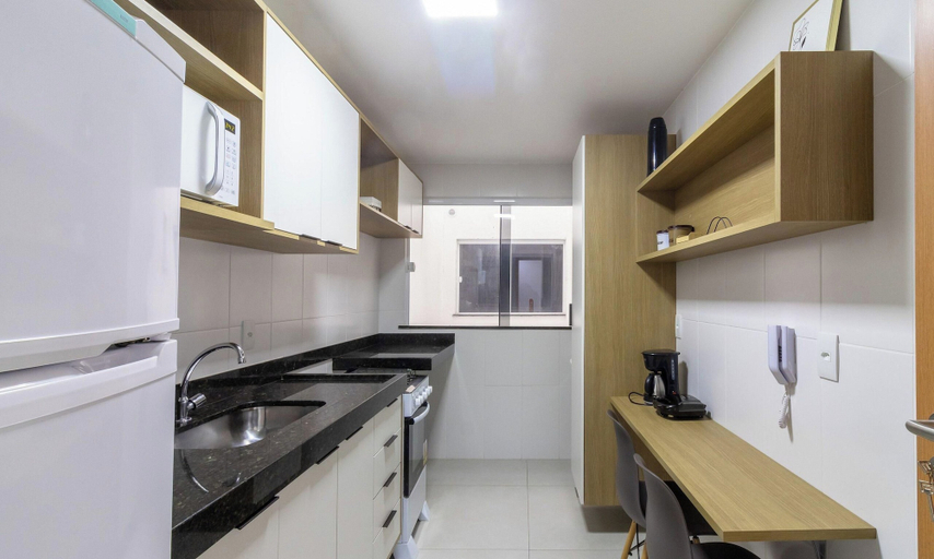Private kitchen 5, Beautiful Apt Near the Beach in Cabo Frio Emt203, Cabo Frio