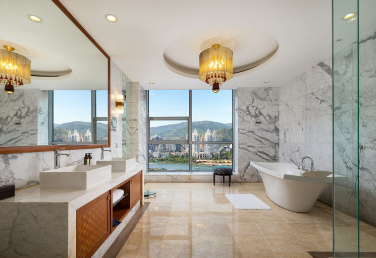 Bathroom 4, Empark Grand Hotel Xishuangbanna, Xishuangbanna Dai