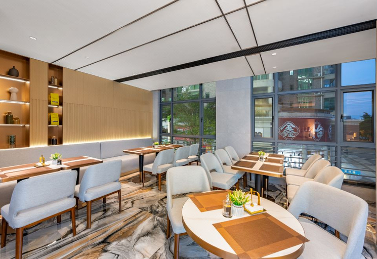 Food & Drinks 4, Platinum International Apartments (Huiyang High speed Railway Station Xinghe COCO Store), Huizhou