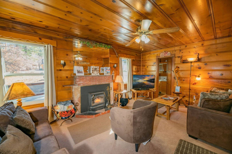 Others 5, Pine Forest Cabin, San Bernardino