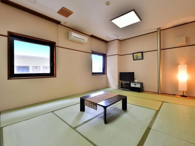 Others 5, First Inn Haiki, Sasebo