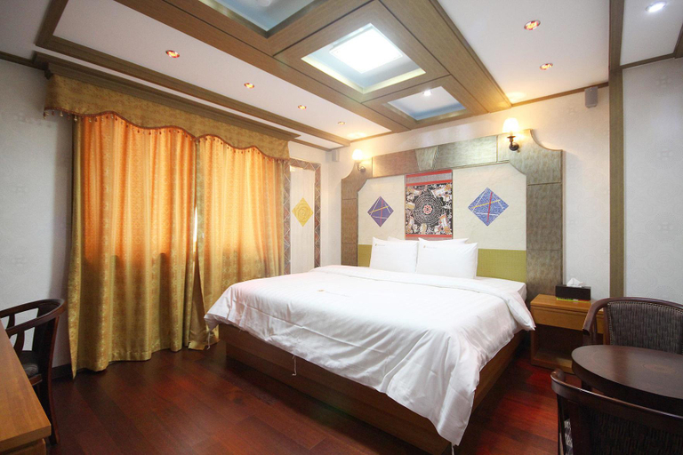 Bedroom 2, Gunsan Welcome Hotel, Gunsan