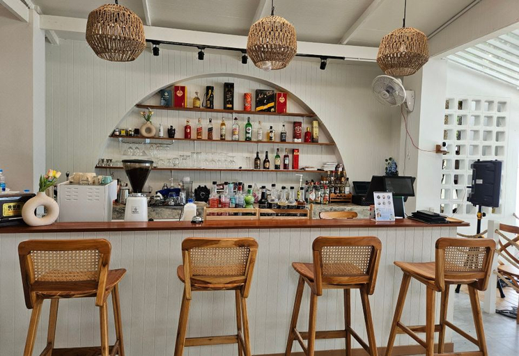 Food & Drinks 4, Serene House Samed, Muang Rayong