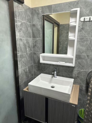 Bathroom 4, Kata Leaf Resort, Pulau Phuket