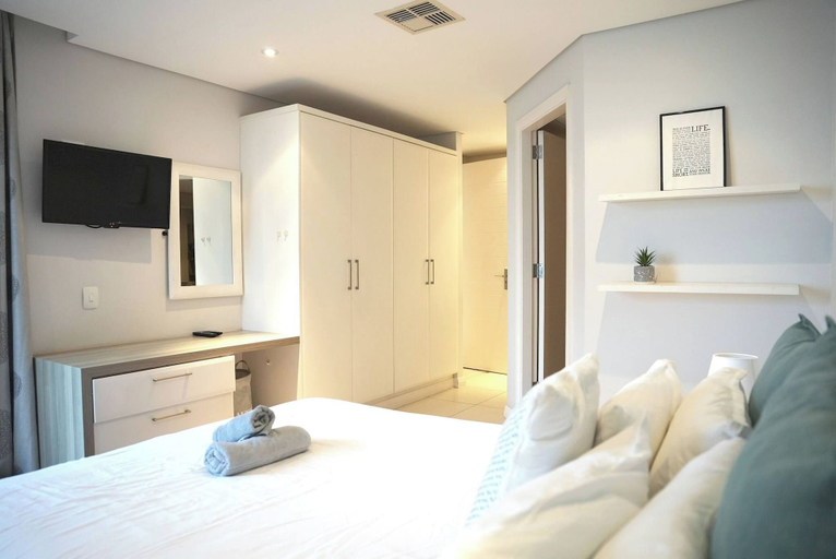Room amenity, Luxurious 2-bedroom Apartment in Central Umhlanga, eThekwini