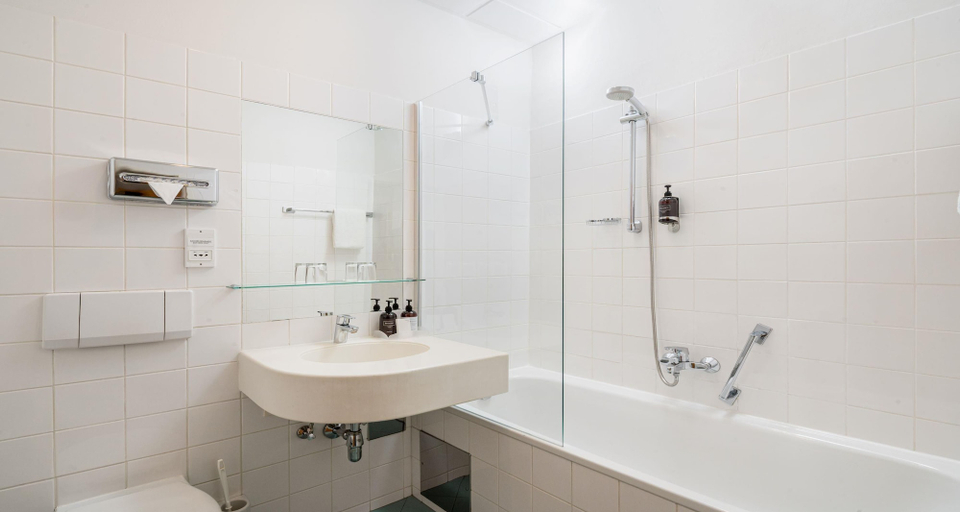 Bathroom 5, Best Western Hotel Moran, Praha 5