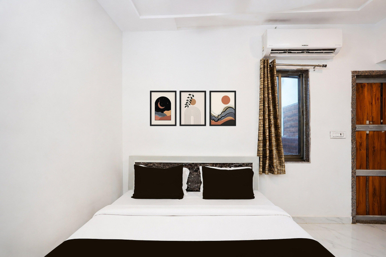 Room 5, Classic Super Hotel O Khatu Shyam Temple, Sikar