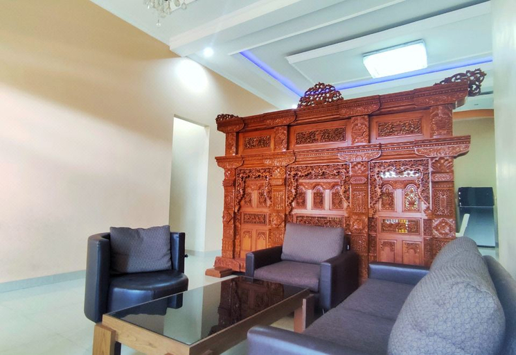 Others 2, Homestay Parikesit Rent Full House, Semarang