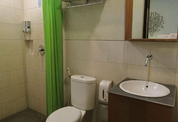 Bathroom, Green Costel, Cianjur