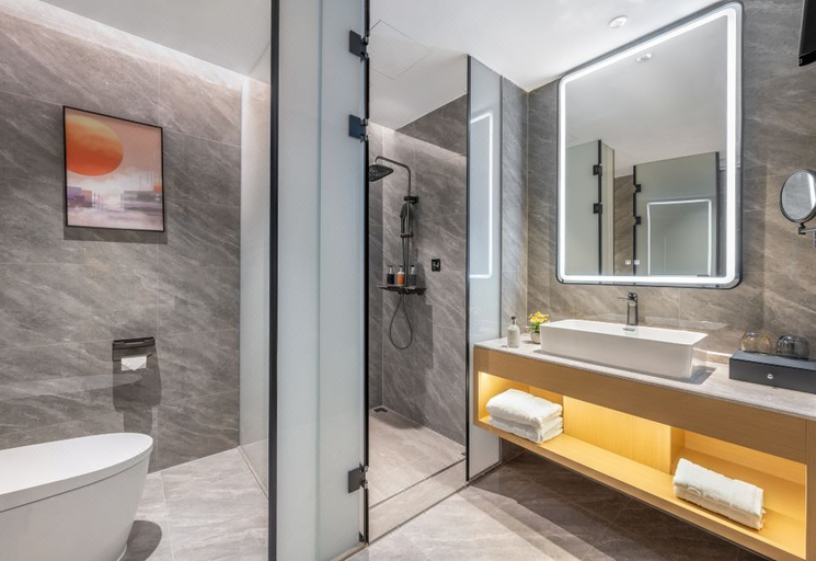 Bathroom 3, Platinum International Apartments (Huiyang High speed Railway Station Xinghe COCO Store), Huizhou
