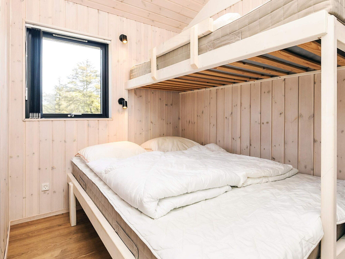 Bedroom 2, 5 Star Holiday Home in Hjorring, Hjørring