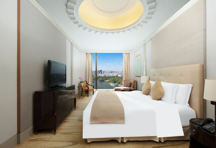 Bedroom 3, China Grain Hotel 上海中谷小南国花园酒店, Shanghai