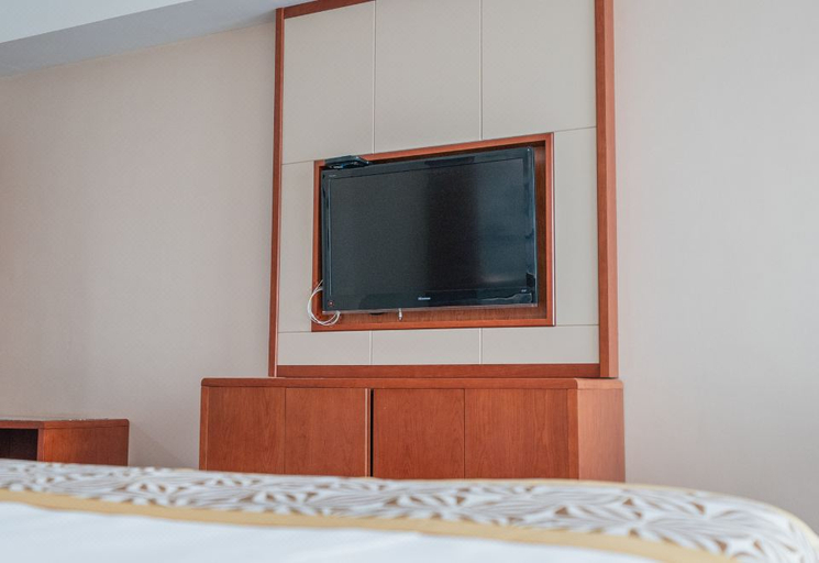Bedroom 2, Crown Hotel, Qianxinan Buyei and Miao
