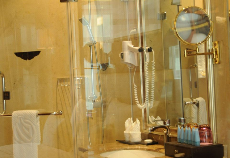Bathroom 3, Peng Da Hotel, Yulin