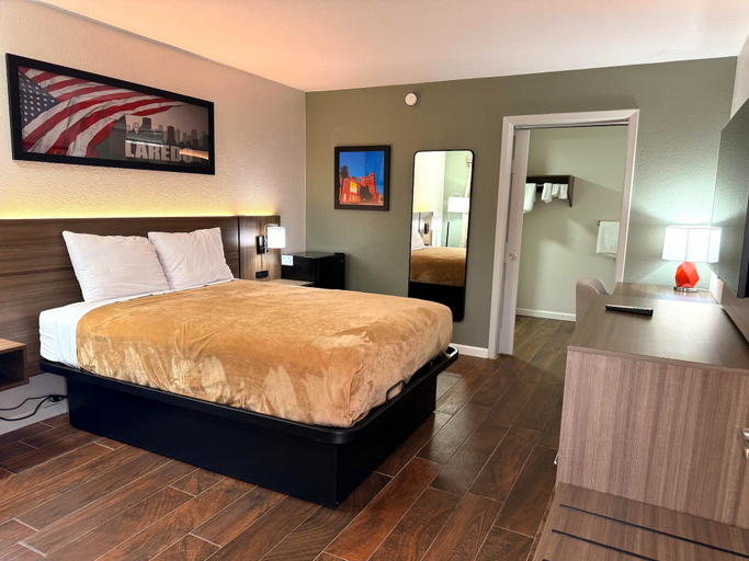 Bedroom 4, Americas Best Value Inn Laredo, Webb