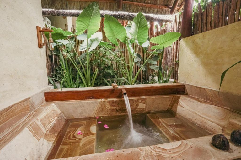 Bathroom, THE NEST BOUTIQUE RESORT, Kusini