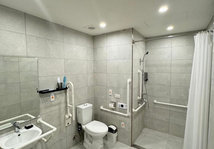 Bathroom 3, COMMA Boutique Hotel, Taipei City