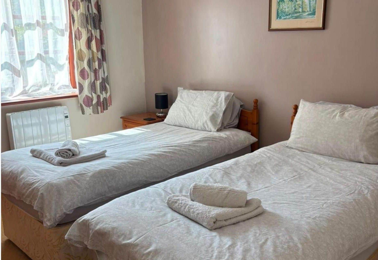 Primary image, Lookout Porthpean Cottage Sleeps 5 - Golf, Cornwall