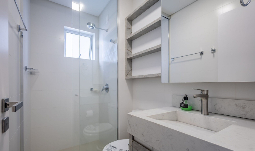 Bathroom, Apt in Condo With Pool 120m From the Beach Ltt1003, Piçarras