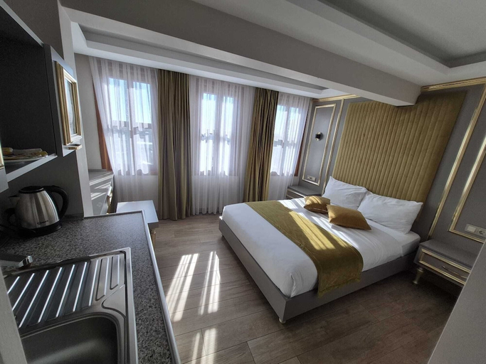 Bedroom 3, Taksim Larissa Hotel Suites, Beyoğlu