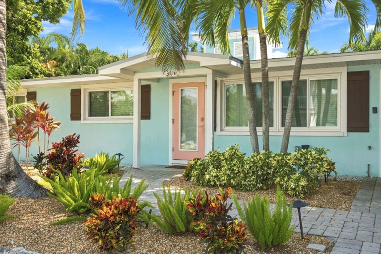 Exterior & Views 2, Ebb Tide 3 Bedroom Home by RedAwning, Manatee