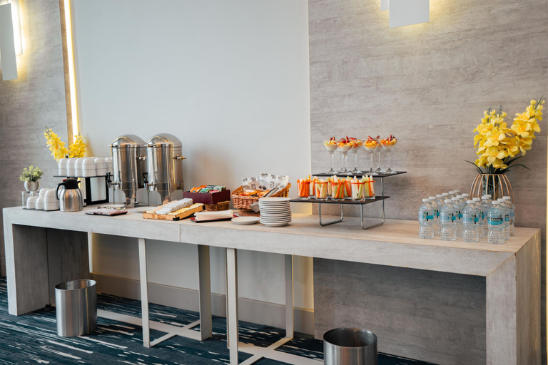 Food & Drinks 5, Hilton Garden Inn Mexico City Santa Fe, Mexico City