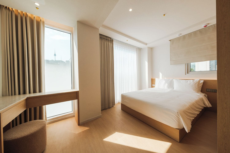 Room 3, Nori Hotel, Jung