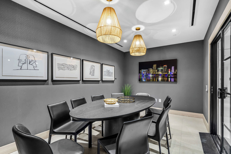 Dining 3, Miami Highline & Resort, Miami-Dade