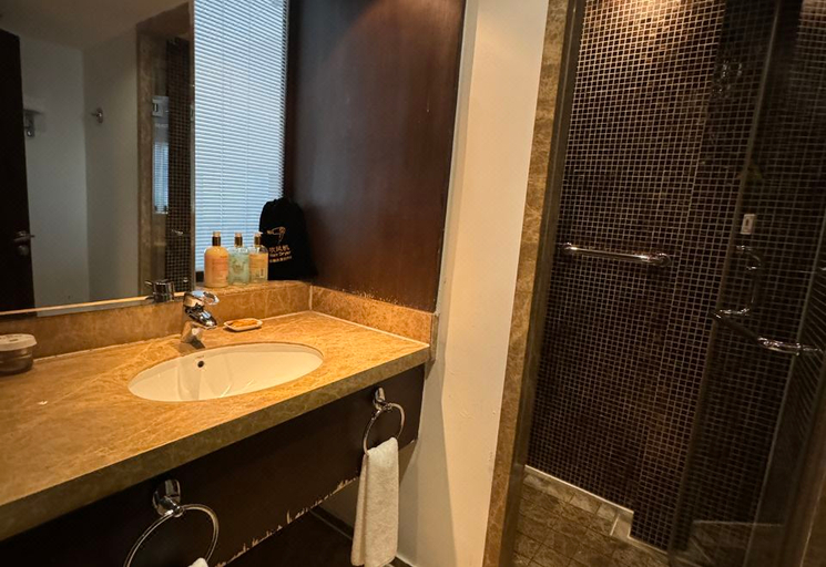 Bathroom 3, Xijiao Hotel Beijing, Beijing