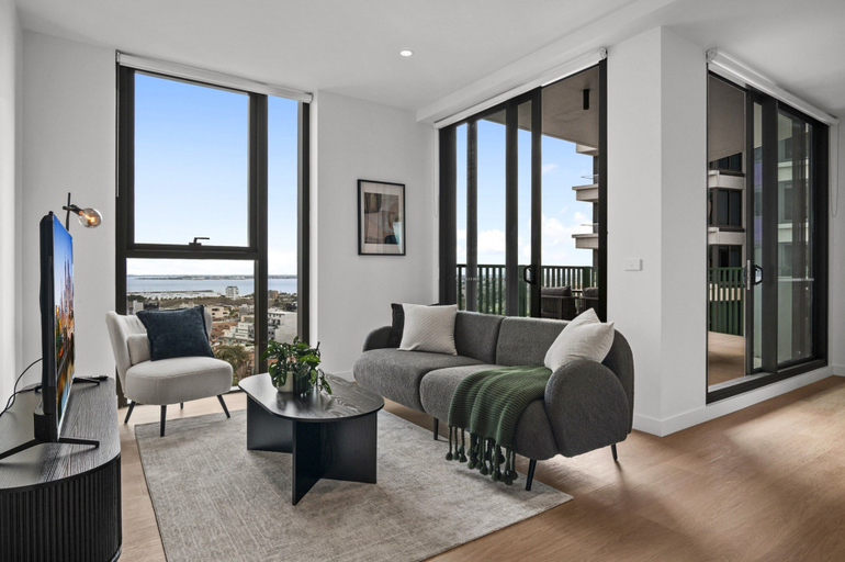 Primary image, Light-filled 3-bed Brand New Apartment, Melbourne