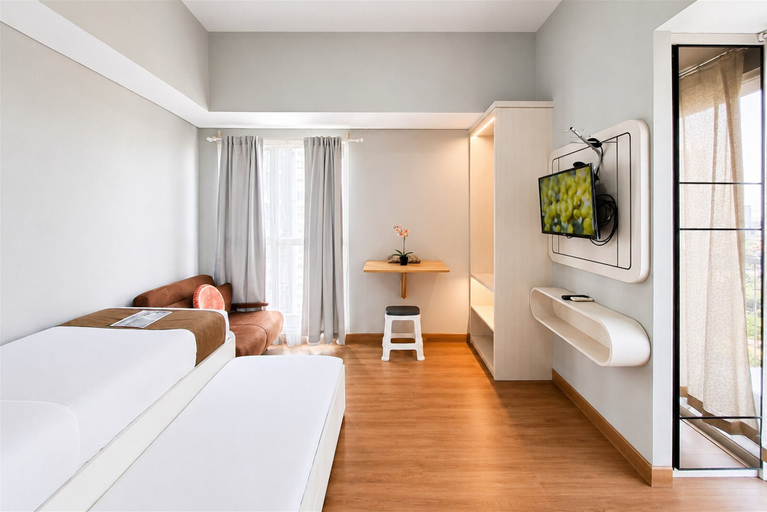 Room 4, Bright Comfortable Studio At Apartment Casa De Parco, Tangerang