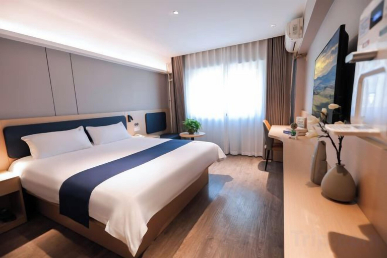 Bedroom, Eaka hotel, Shijiazhuang