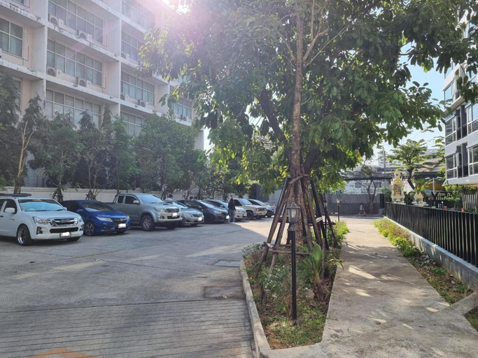 Public Area 2, The Key Point Hotel, Din Dang