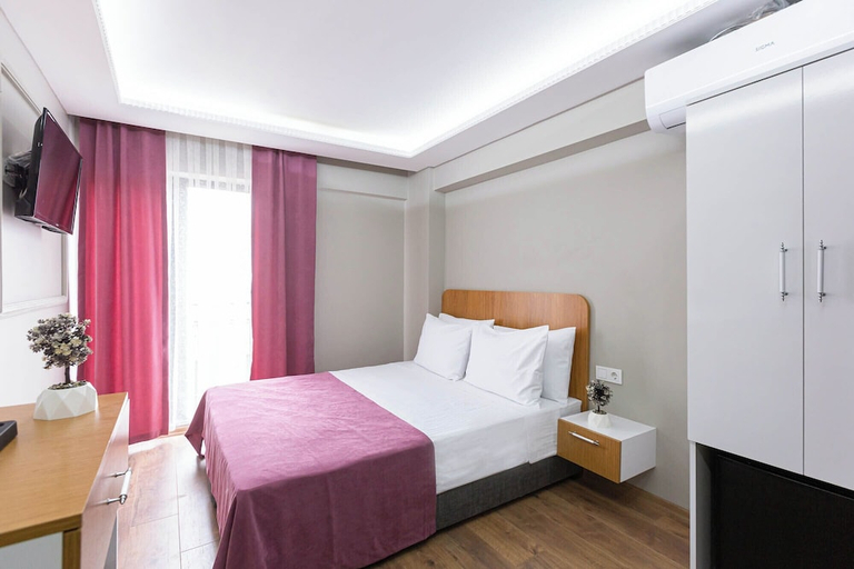 Bedroom 2, Ria Suites Hotel, Fatih