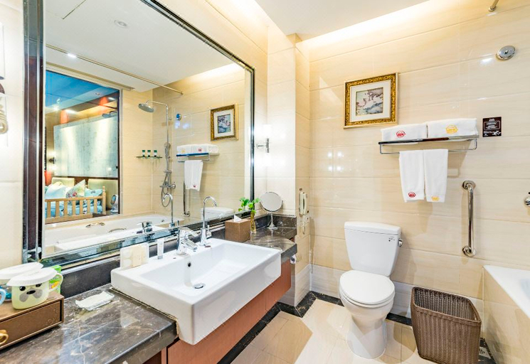 Bathroom 3, Jingye Hotel, Shijiazhuang